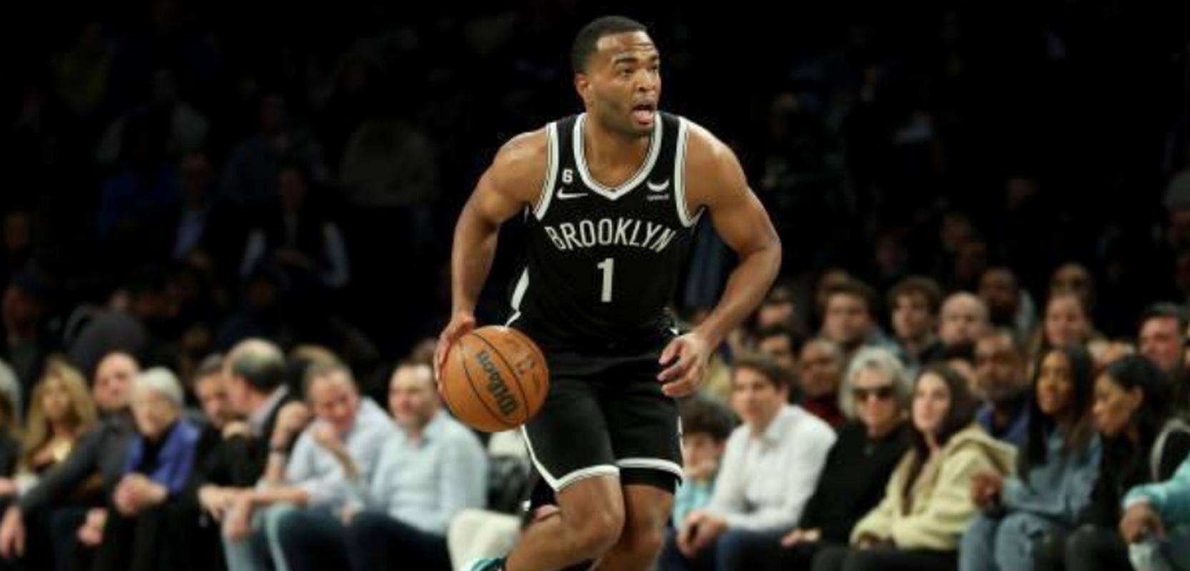 公牛主场惜败篮网,遭遇两连败 公牛主场惜败篮网,遭遇两连败