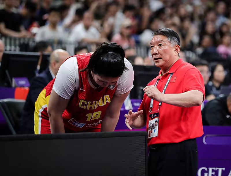 LGD轻取C9,Gumayusi操刀奇招英雄翻盘宿敌对决2025世界赛,强势挺进下一轮的简单介绍 LGD轻取C9,Gumayusi操刀奇招英雄翻盘宿敌对决2025世界赛,强势挺进下一轮的简单介绍