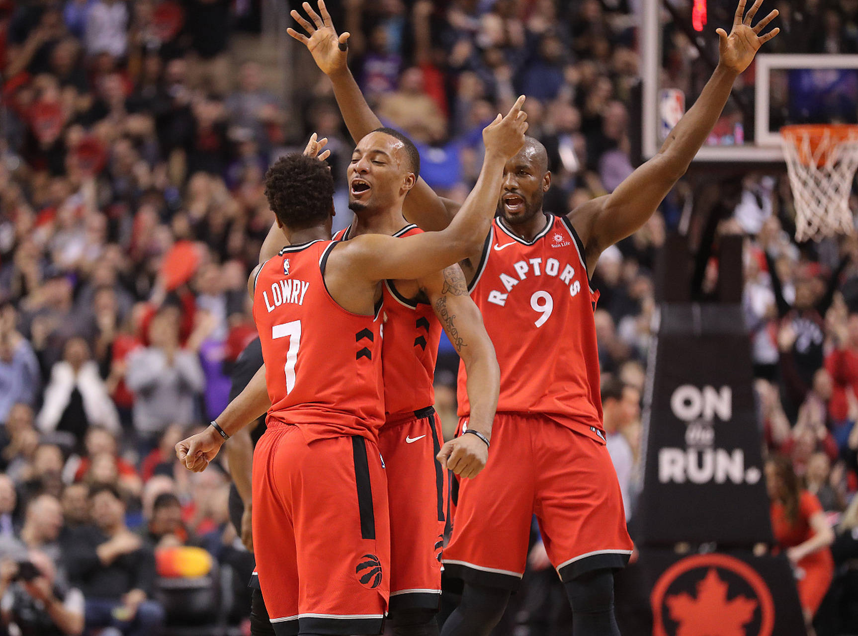 猛龙主场对阵热火,争取主场胜 猛龙主场对阵热火,争取主场胜