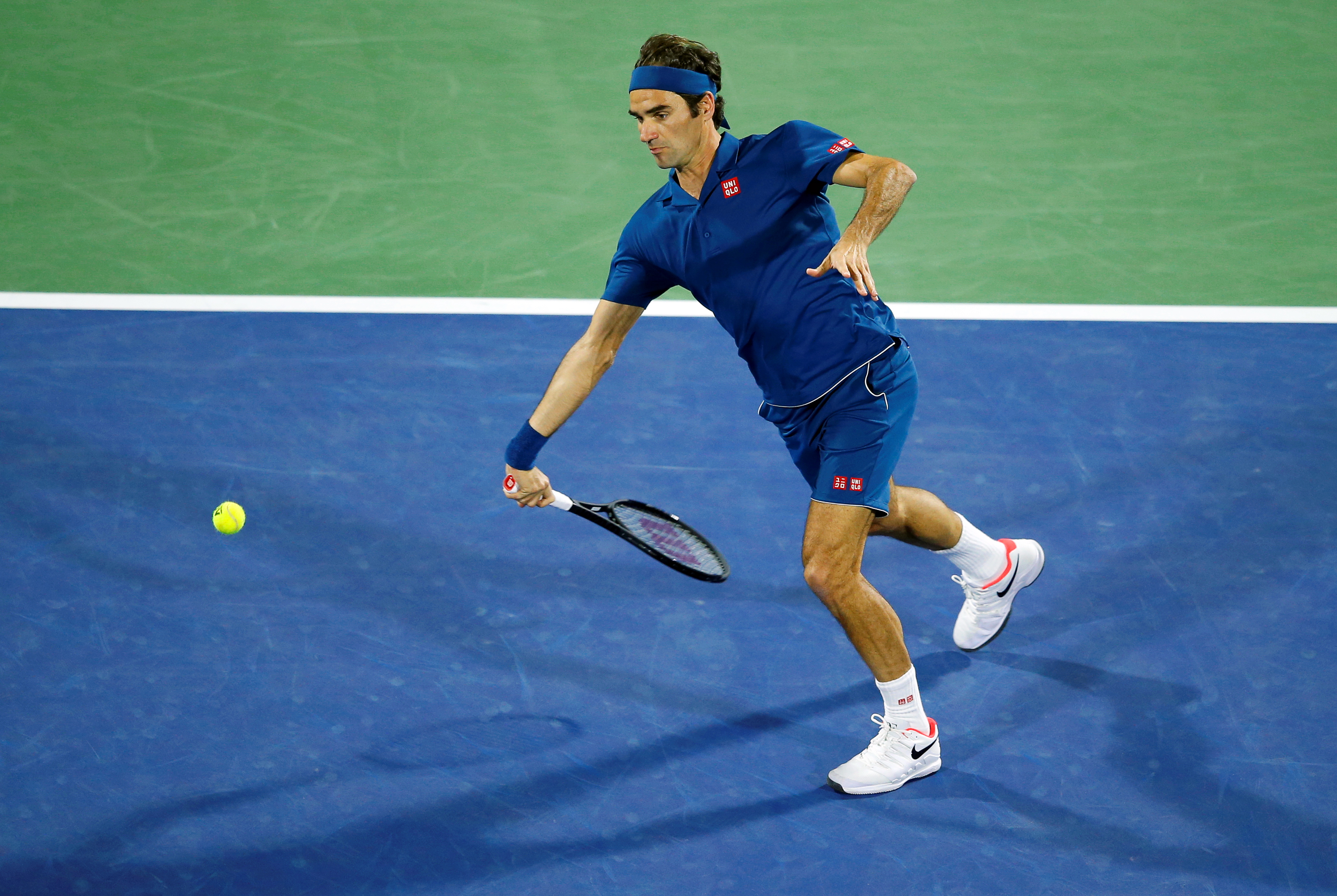 体育赛事直播-意大利网球队血洗世界网球队，费德勒打破历史纪录